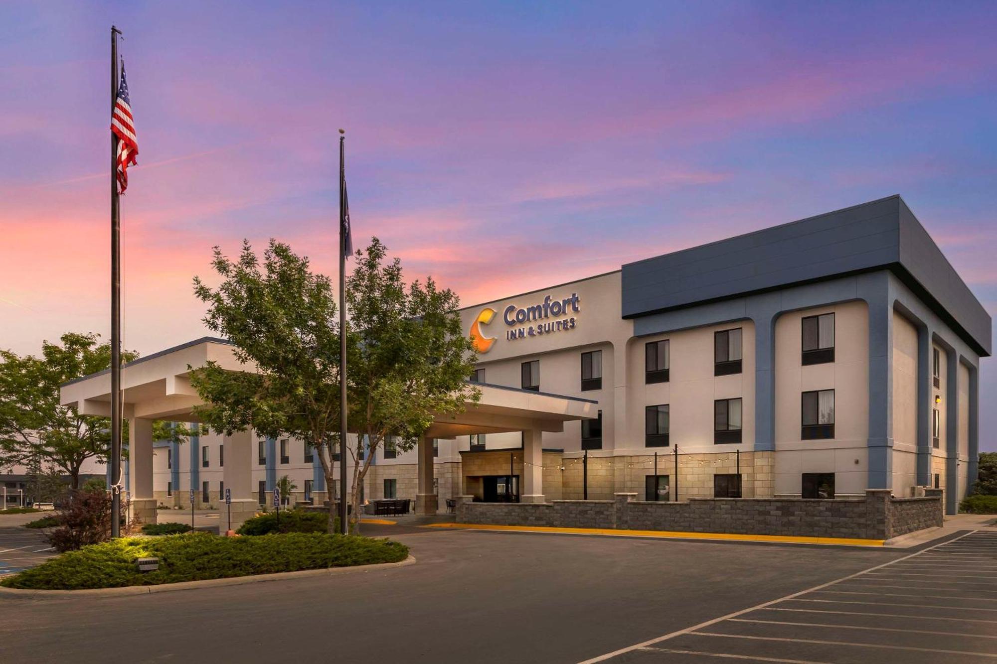 Comfort Inn & Suites Rapid City Near Mt Rushmore Dış mekan fotoğraf
